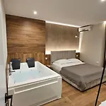 Appartamento Jacuzzi Living Center 2 Tirana