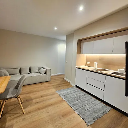 Apartamento Jacuzzi Living Center 2 Tirana