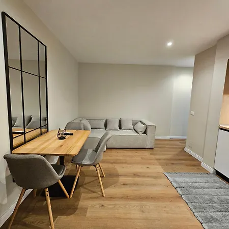 Jacuzzi Living Center 2 Apartamento