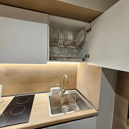 Апартаменты Jacuzzi Living Center 2