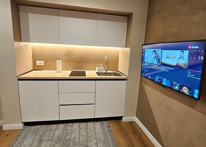 Jacuzzi Living Center 2 Apartamento Tirana